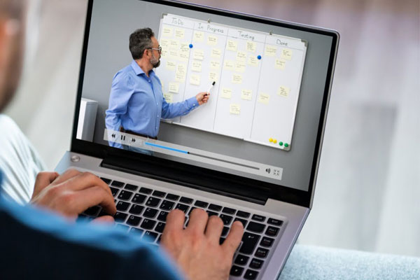 دوره آموزش آنلاین زبان انگلیسی