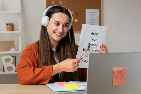 چرا دوره آموزش آنلاین زبان انگلیسی؟